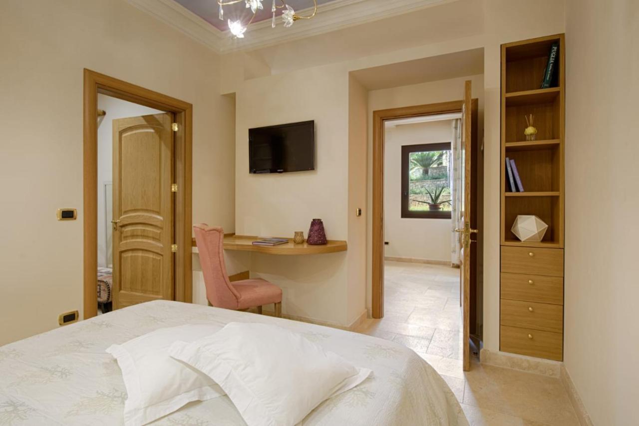 ホテル Ego Salento ガラティーナ 部屋 写真